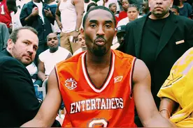 很多人觉得顶级街球手能打职业，那你看看科比KD欧文怎么打街球的图片