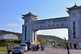 俄罗斯美女“常来”的一座中国城市，喜欢中国男人，你敢来吗？图片