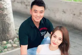 国乒运动员的妻子长相都不赖，王皓的妻子，一双狐狸眼太撩人图片