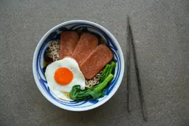 餐蛋面 ｜ 这碗复古又经典的港风，你试过了吗？图片