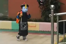 内八“小僵尸”、萌版“袁湘琴”，这届万圣节，光吃可爱我就能饱图片