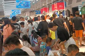 “求你退了”“拜托了”到底发生了什么，让鸿星尔克官方坐立不安图片