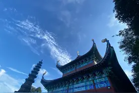 秋千索·登顶华蓥山图片
