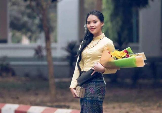 3千人民币可换67万缅甸元,在缅甸能干些什么?当地姑娘告诉你