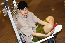 他是《如懿传》中的五阿哥，恋情刚曝光就分手，女方委屈发博吐槽图片