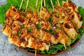 私藏了好久的零食方子，豆皮这样做，比辣条还要好吃图片