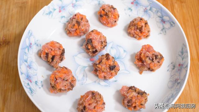 香菇瘦肉粥学会这种做法，再也不会担心做不好了，香嫩入味吃不腻