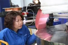 中国女焊工逆袭成清华博士，攻克世界顶级技术，德国专家上门请教图片