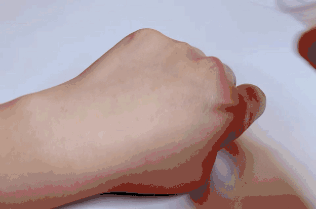 不粘糊的身体乳