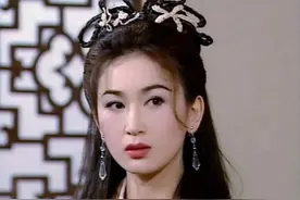 什么叫“媚骨天成”？这3位演员告诉你，讲究的是韵味和风情图片