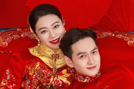 狂野男孩马可升级当爸！隐婚2年终于官宣得子，婚纱照满是甜蜜图片