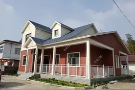 农村盖钢结构别墅贵不贵？这样的房子1500每平，房主很满意图片