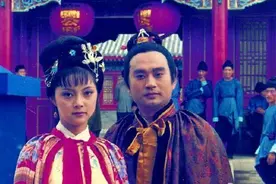 贾母多次骂贼，王熙凤揭露薛宝钗真面目，就连王夫人也有意赶她走图片