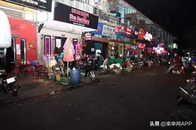 柬埔寨金边多家KTV夜店违规营业，逮捕39人图片