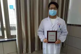 喜讯！岳阳职院医学院优秀毕业生刘仁政荣获湖南省优秀全科医生图片