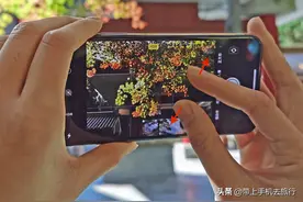 手机拍照用两指缩放变焦？不要！不要！不要图片