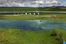 俄罗斯民族乡，中俄界河可见俄罗斯奥洛契小镇，夏季最佳避暑胜地图片