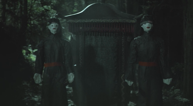 上线1天就破纪录，这片凭什么能被捧为：2021年第一国产惊悚片？