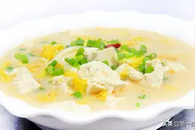 白菜炖豆腐，不要直接炖！教你用2个诀窍1种酱，汤浓香，菜入味图片