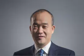武大校长窦贤康：我高考是宿州市第一名，当时想去哈工大读国防专业，但家里穷、离家太远，就报考了中科大图片