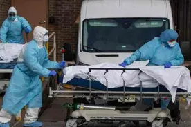 华裔新冠死亡率高达35％！安分守己的华裔为啥在美国不受待见？图片