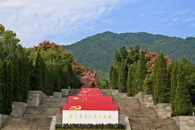 【跟着总书记学革命精神】红岩精神浩气长存——一片丹心向阳开图片