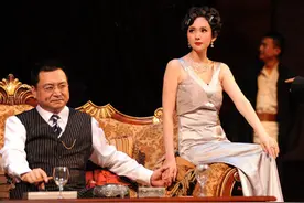 渴望成为托尔斯泰的人，却被时代攥住了笔图片