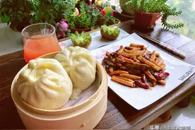 我的早餐日记：杏鲍菇这么做，肉菜都没法比，便宜还好吃图片