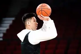 库里亲邀林书豪加盟勇士，这一刻他等了11年图片