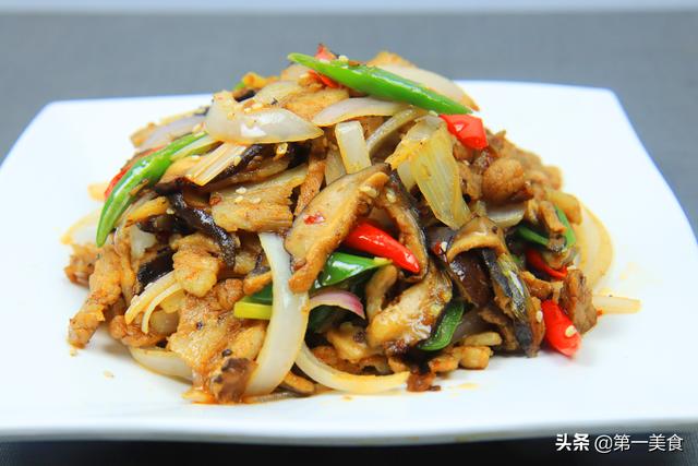 香菇炒肉片的家常做法（厨师长告诉你）