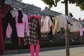 晚上，记得把孩子的衣服收进来，和迷信无关，有两个原因要知道图片