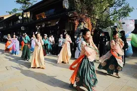 值得深思的自媒体时代图片