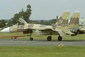 俄罗斯实验性战机，一波三折的苏霍伊鸭翼超侧卫，苏37战机终结者图片