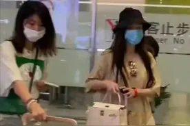 33岁娄艺潇被疑怀孕！衣着宽松小腹微凸，屡曝绯闻感情状况却成谜图片