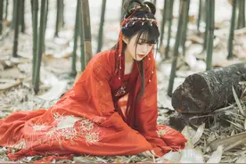 古风短篇故事：母亲把我送进宫保命，可她不知，最难消是帝王恩图片