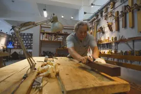 天津“网红老木匠”，除了一手绝活，还有几十万粉丝……图片
