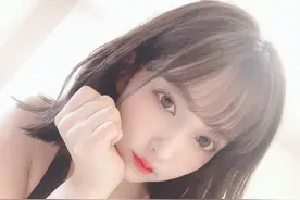 小说：“放开我，你再这样，我生气了！”图片