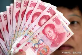 “人民币”只是中国的叫法，到国外就变了称呼？叫法令人意外图片