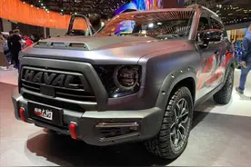 哈弗大狗改装版亮相上海车展，前脸采用了机甲风格图片