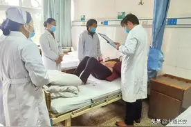 十堰56岁女子肚子变大，以为是长胖！结果大吃一惊……图片