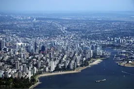 温哥华地产终于降温了图片