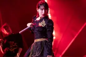 33岁李菲儿大方自嘲，想把姐姐2变成代表作，网友：你太谦虚了图片