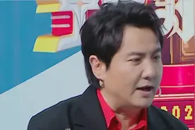 沈腾到底有多幽默？脱掉西装外套后，华晨宇直接笑倒在地图片