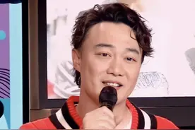 “棉花风波”后，陈奕迅损失惨重让人敬佩，但周杰伦才是王者图片