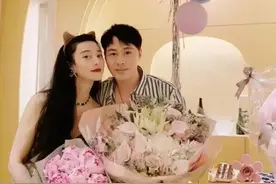39岁范冰冰生日晒大钻戒，80后造型师深夜晒两人合照图片