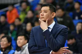 山东男篮名帅巩晓彬两个儿子近照曝光，场上司职大前锋和中锋图片