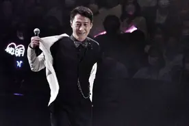 四大天王集齐！黎明开演唱会，郭富城刘德华张学友齐送花篮图片