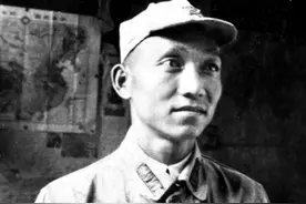 毛主席不让陈光代理115师师长，还拿掉候补委员，陈光记恨吗？图片