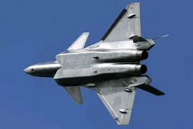 歼-20或降落在衢州机场图片