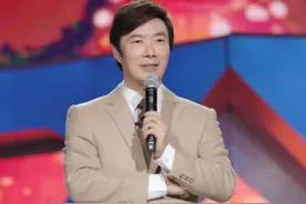 56岁江蕙至今未婚，愿和费玉清成老来伴，费玉清的回答亮了图片